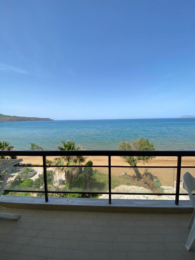 Nefeli Rooms Agia Marina  ภายนอก รูปภาพ
