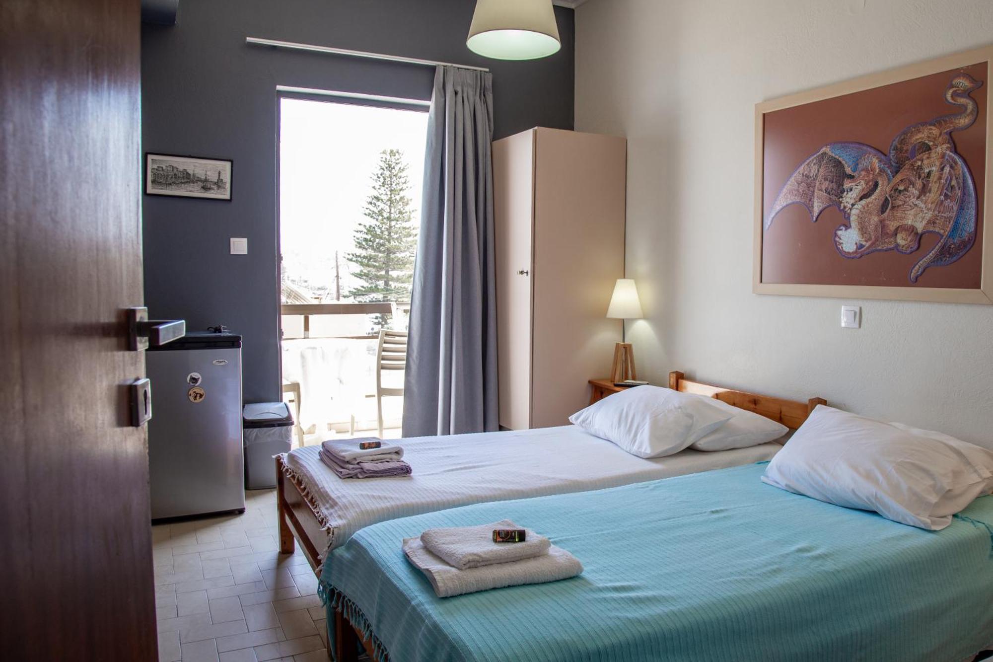 Nefeli Rooms Agia Marina  ภายนอก รูปภาพ