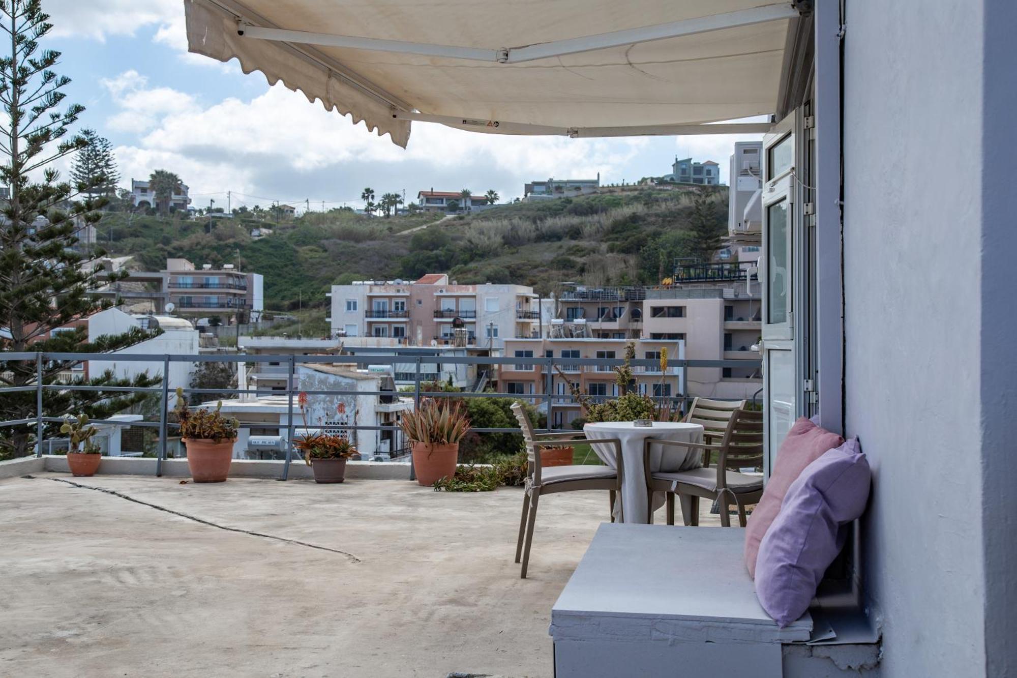 Nefeli Rooms Agia Marina  ภายนอก รูปภาพ